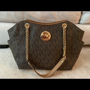 Michael Kors large handbag, brown, almost brand new, carried twice